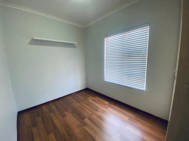 To Let 2 Bedroom Property for Rent in De La Haye Western Cape